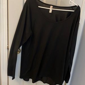 Lularoe 2XL thin black long sleeve